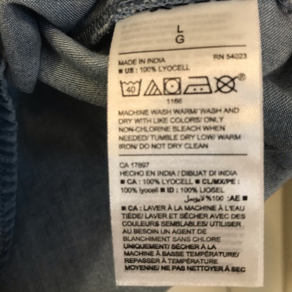 Old navy Shortsleeve lyocell blouse - Picture 3 of 5